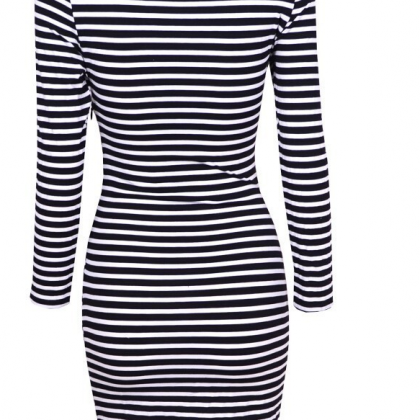 Fashion Stripe Print Long Sleeve Round Neck Dress..