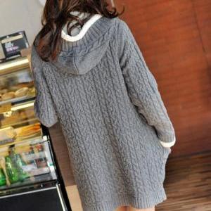 High Qualiy Long Style Warm Sweater Coat With Hat..