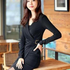 Charming V Neck Long Sleeve Peplum Dress - Black