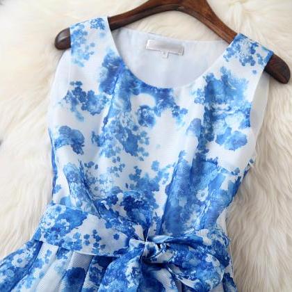 Luxury Designer Sleeveless Dress - Blue