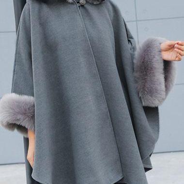 High Quality Long Sleeve Faux Fur Design Cloak..