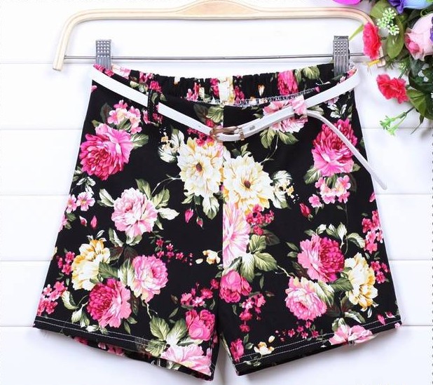 Fashion Floral Shorts With Belt
