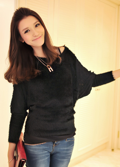 Vogue Round Neck Long Batwing Sleevemohair Pullover Sweater - Black