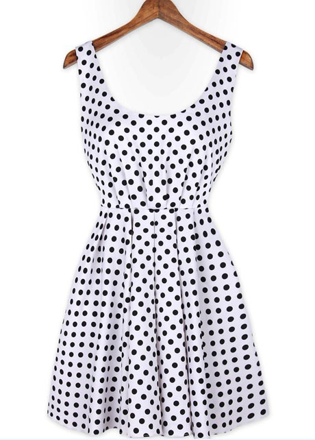 Vintage Polka Dot Pattern Scoop Shirred Waist Backless Dress - White 