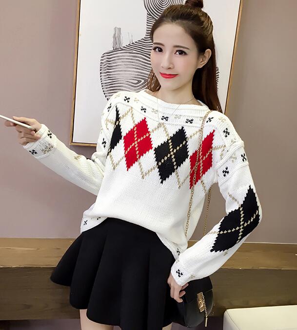 Fashion Style Long Sleeves Diamond Design Knitting Sweater