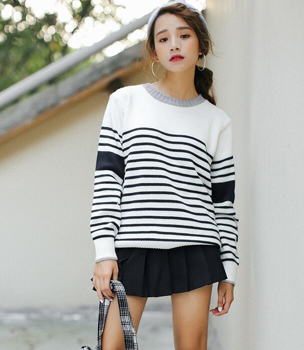Striped Knitted Crew Neck Long Cuffed Sleeves Pullover