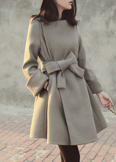 Fashion Woolen Long Sleeve Belt Embellished Coat - Grey